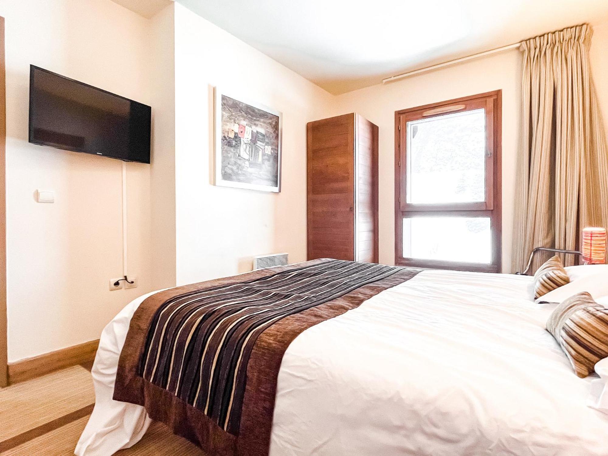 Large One-Bedroom Apartment, Wheelchair Adapted, Les Terrasses D'Eos Flaine Bagian luar foto