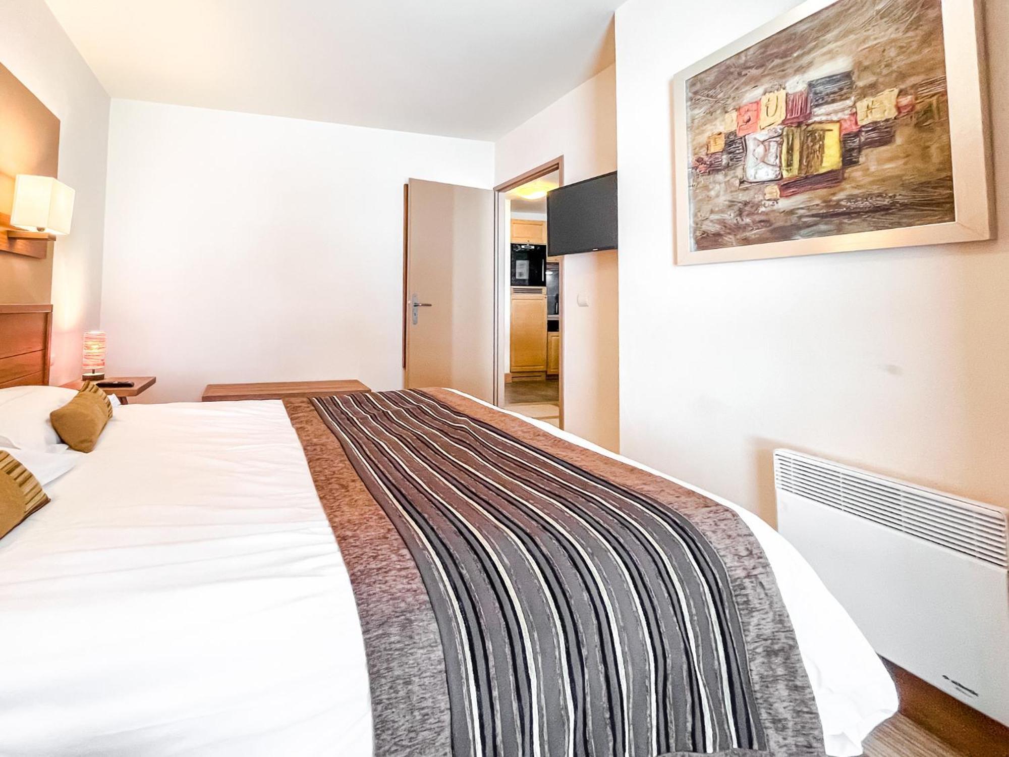 Large One-Bedroom Apartment, Wheelchair Adapted, Les Terrasses D'Eos Flaine Bagian luar foto